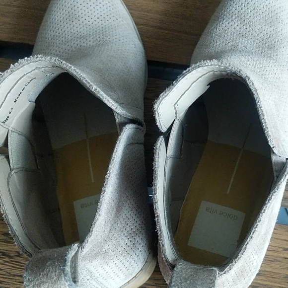 Dolce Vita suede slip on ankle bootie - Picture 3 of 7